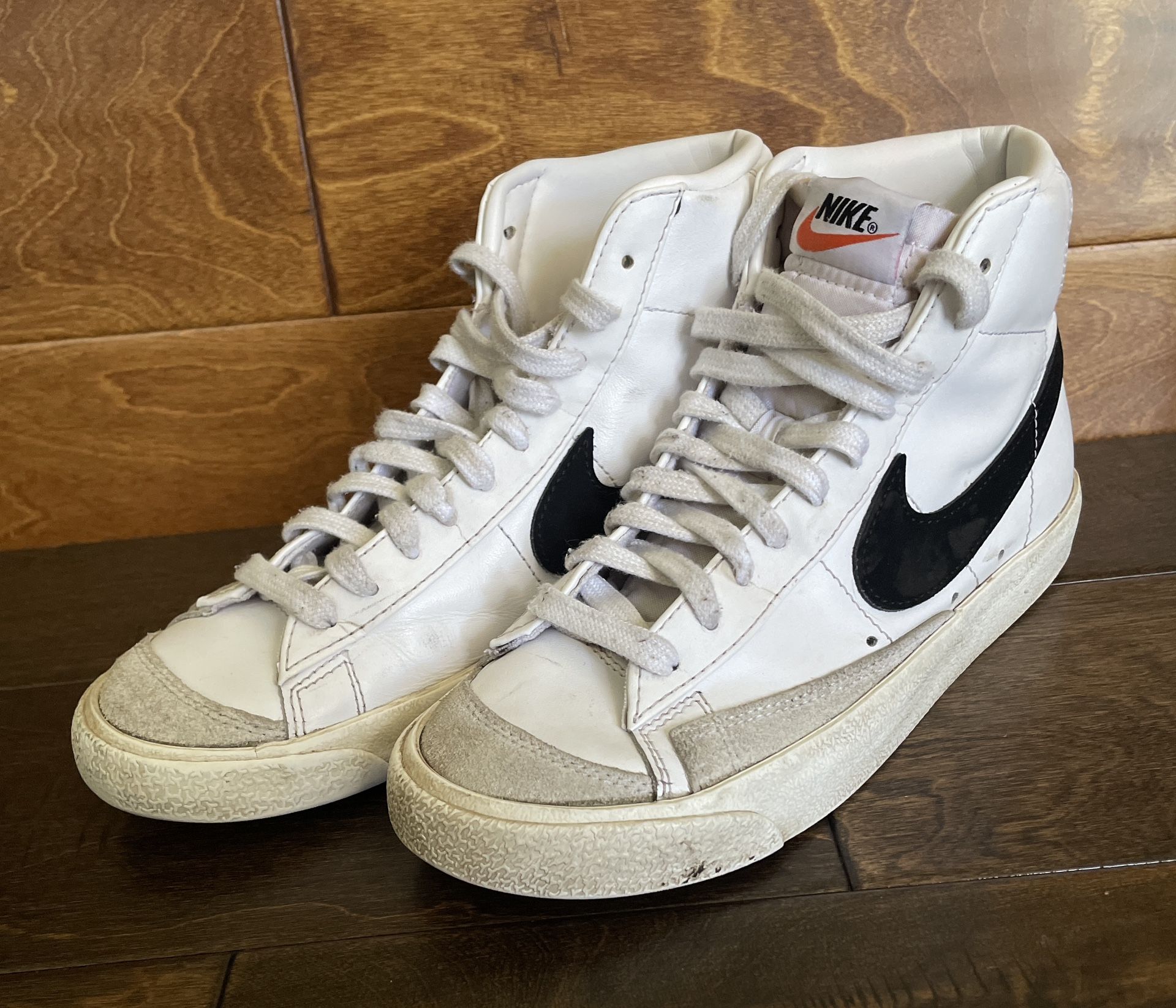 Nike blazer high top women’s shoes size 7.5