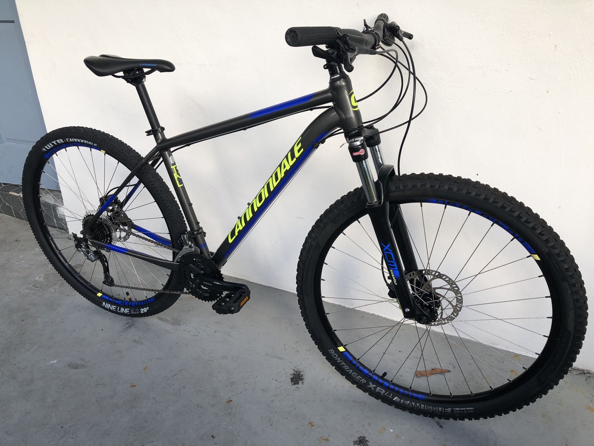 Cannondale trail hotsell 5 29er 2017