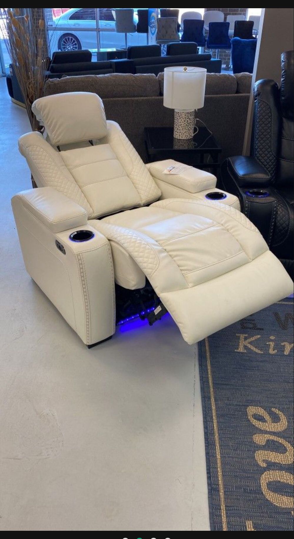 White Party Time Look Leather Modern Power Recliner With Adjustable Headrest☄️ USB Port, Blue LED Lights 💥 Brand New💯 In Box✅