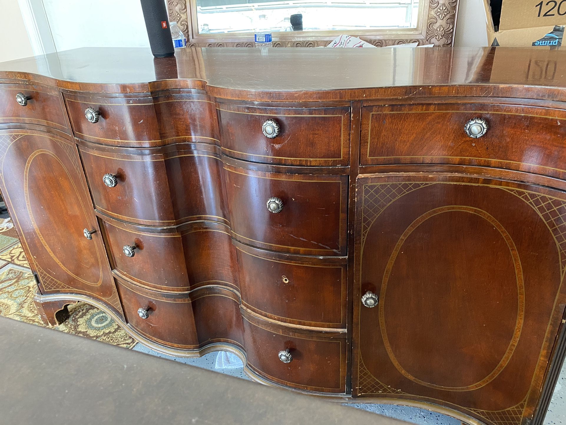 Union National Fine Furniture Dresser