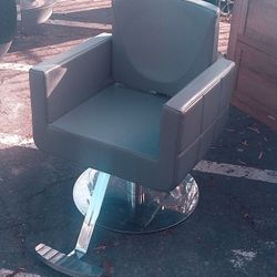 Designer Salon Desk Chair (DiR)