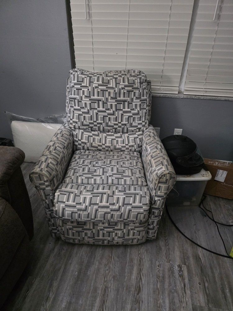 Recliner