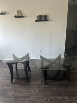 Set of 2 Tables
