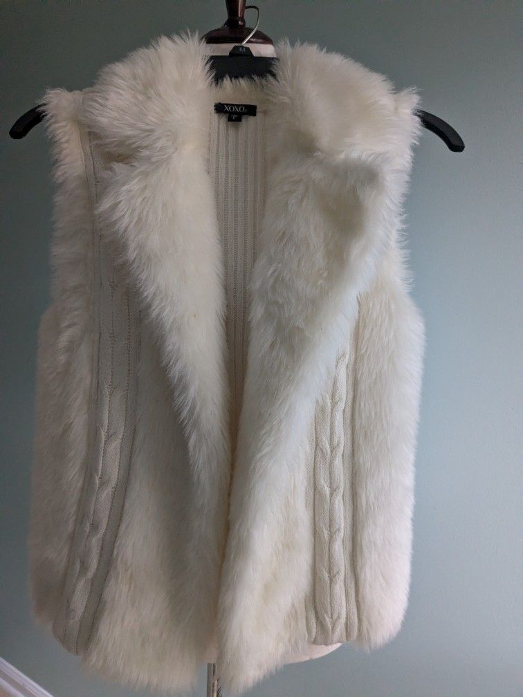 XOXO Faux Fur Vest 