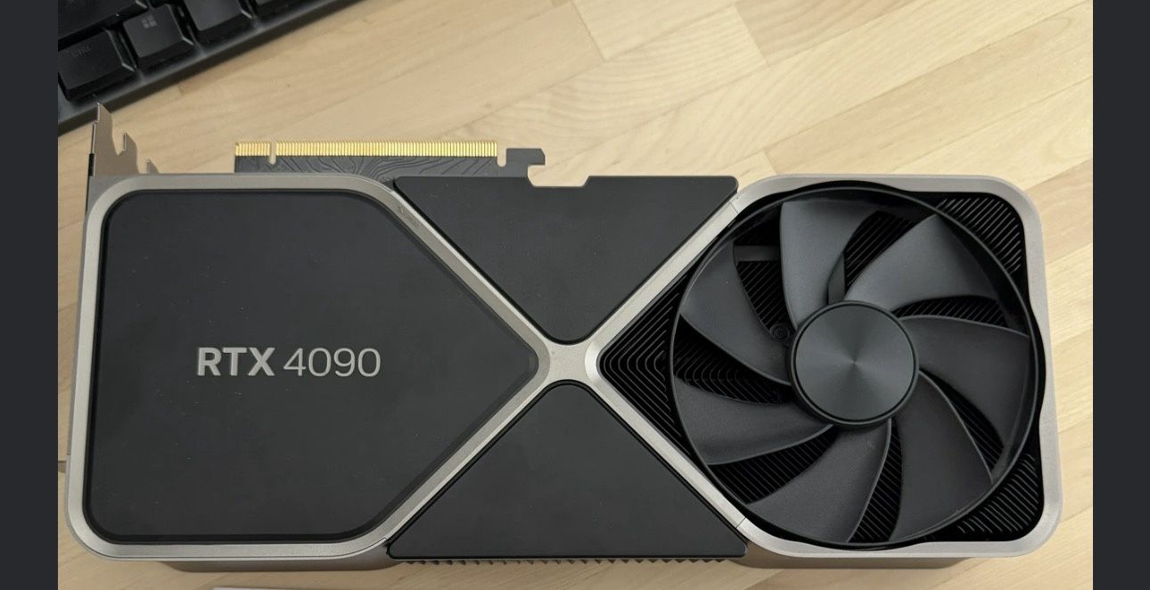 NVIDIA GeForce RTX 4090 Founders Edition 24GB GDDR6X Graphics Card
