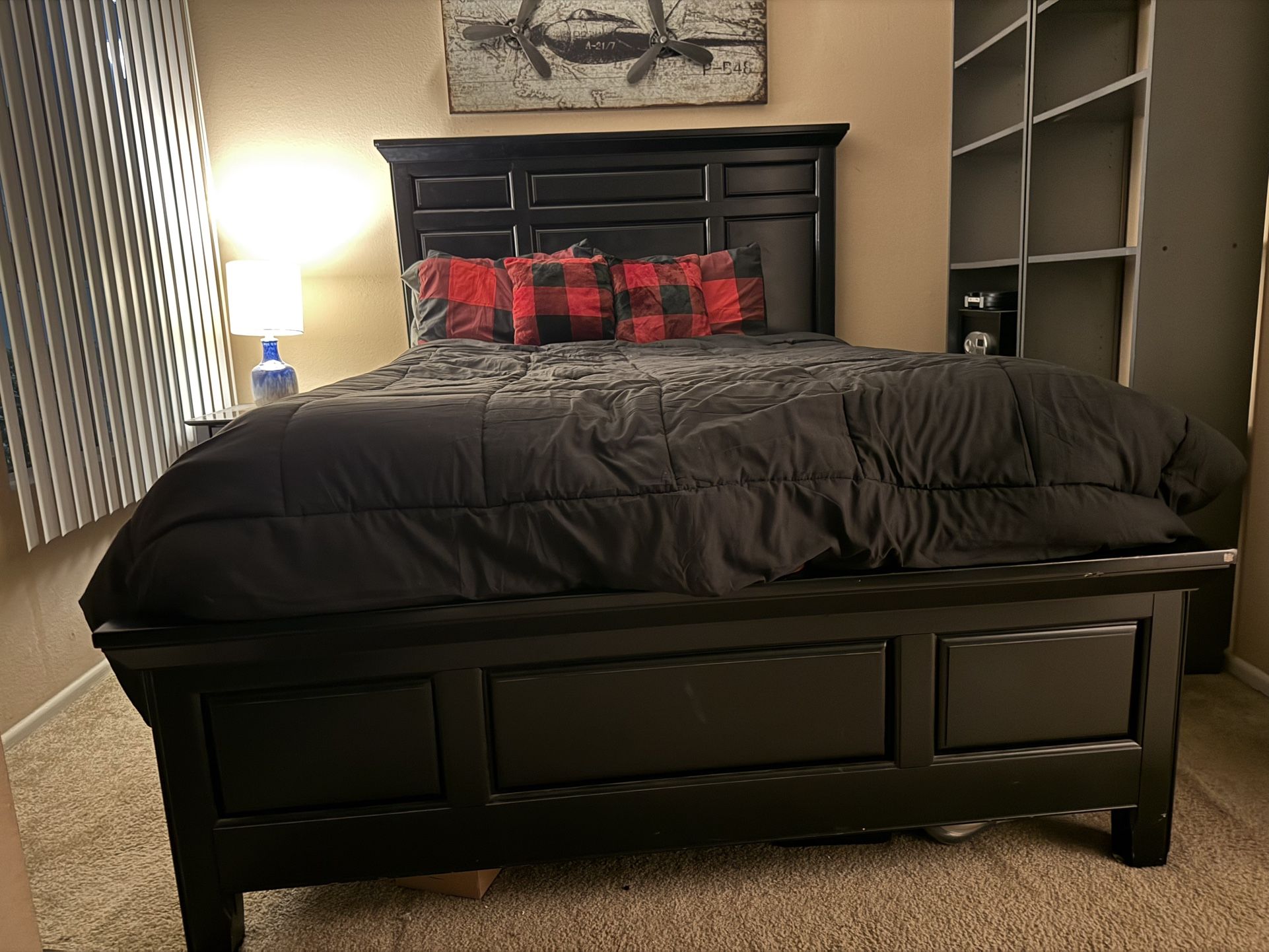 Queen Bed And Foot Board