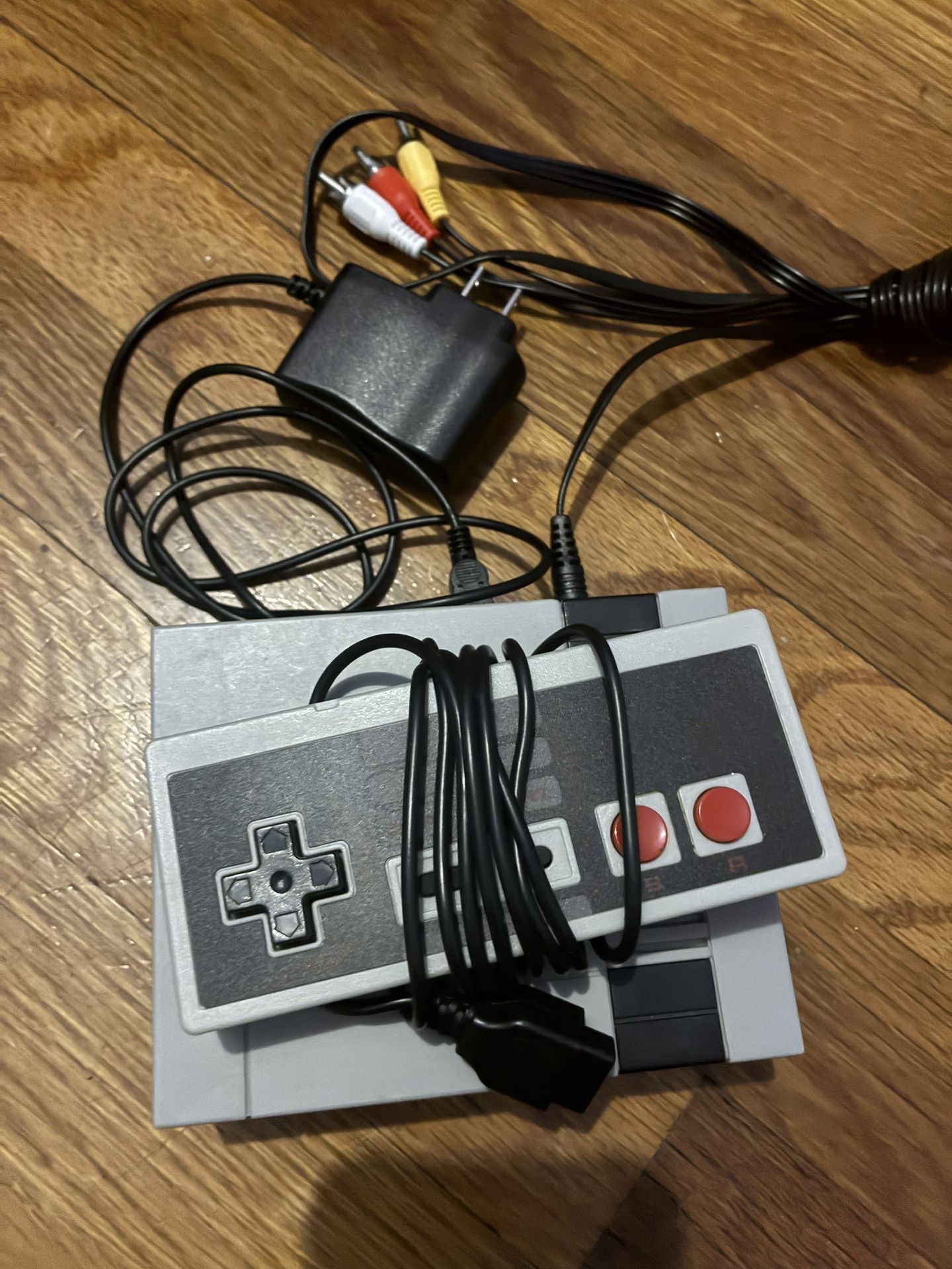 Mini Nintendo With 600 Games On It. Works Good