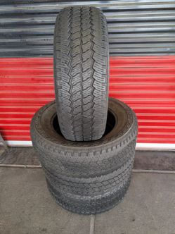 275/65R20 Bridgestone Dueler A/T Revo 3 ā Set of 4 8/32 Tread