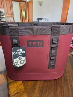 YETI Camino Carryall 50 Tote Bag