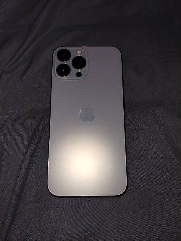 iPhone 13 Pro max** (For Parts Only)**