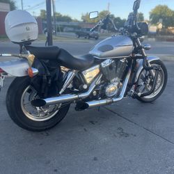 2005 Honda Shadow spirit 1100