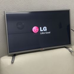 Lg Tv  32 Inches 
