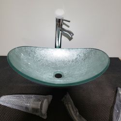 Glass Oval Shaped Wash Basin with Silver Foil Undertone