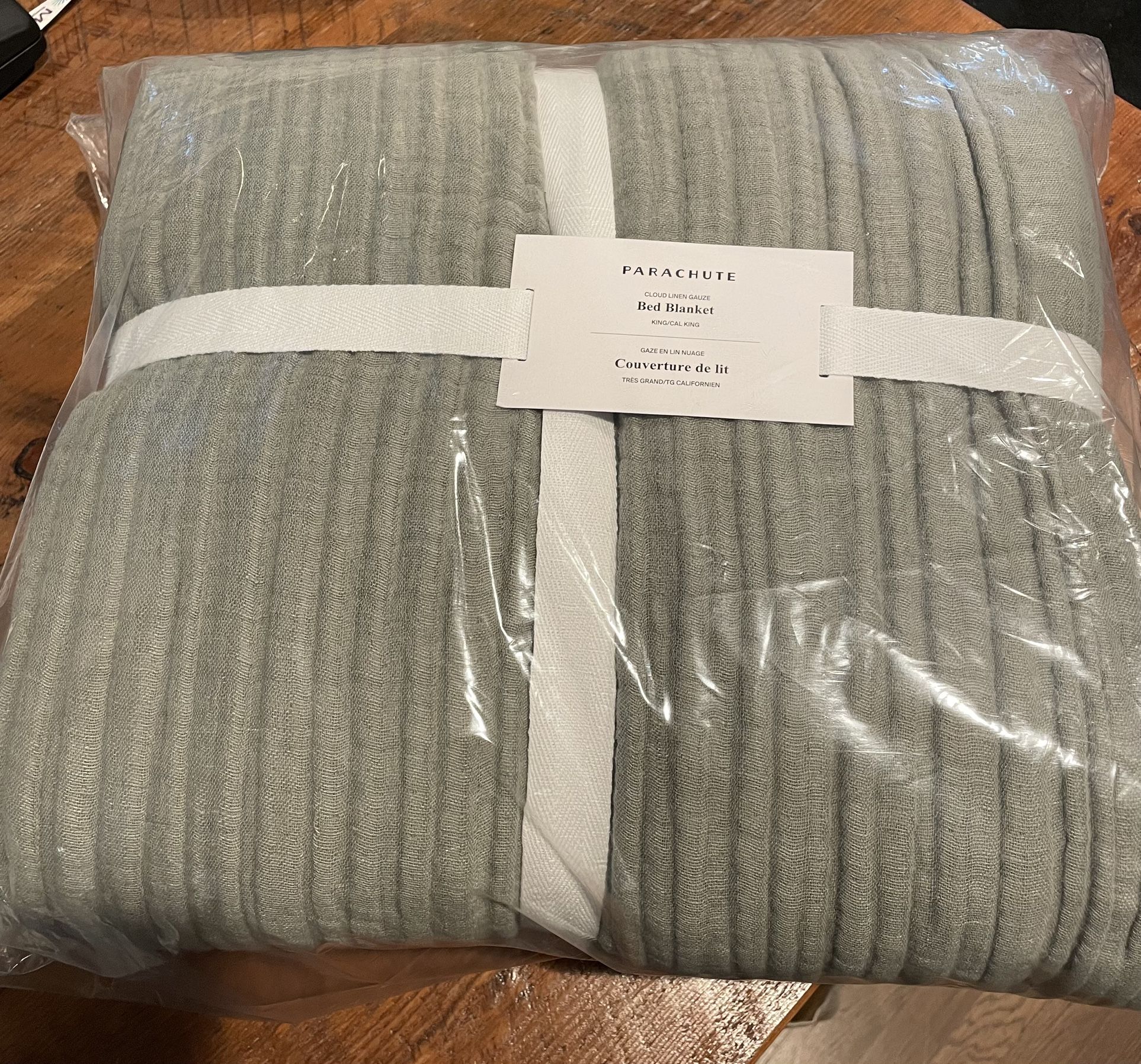 Parachute cloud linen blanket (king, Moss Color)