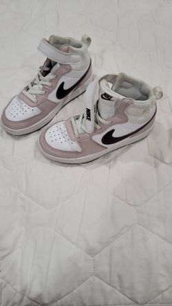 Girls SIZE 1 Nike Shoes