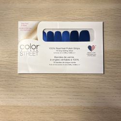 ColorStreet Naughty Or Ice