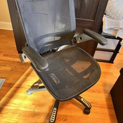Staples Office Chair Fully Functional