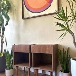 Petite Pair of Mid-Century Modern Nightstands