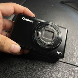 Canon Camera S90