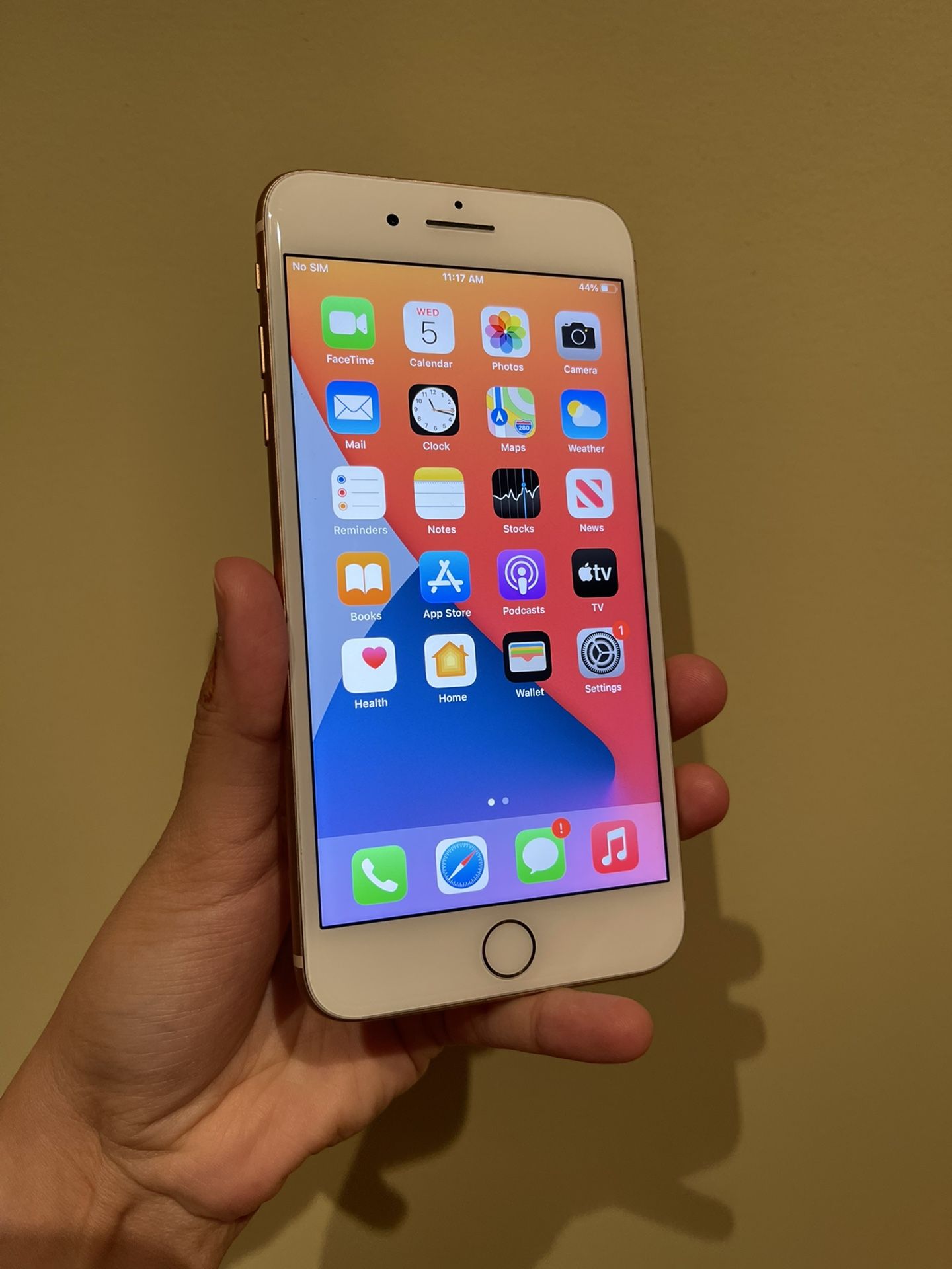 iPhone 8 Plus - 64 GB - Unlocked For Worldwide Use