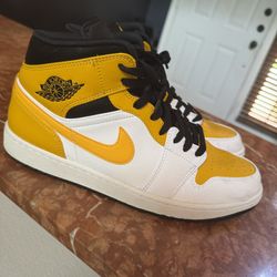 Nike Jordan 1 Mid Sz 11