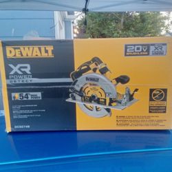 DEWALT 20V MAX* XR Circular Saw DCS574