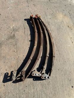 Jeep CJ7 leaf springs with Shackles 1976 through 1981