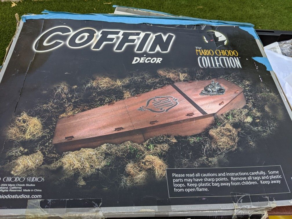 4-ft Coffin Decoration