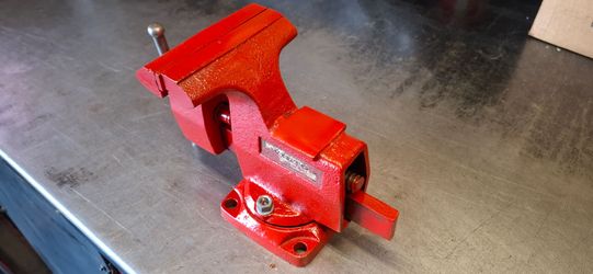 Wilton 5" Bench Vise