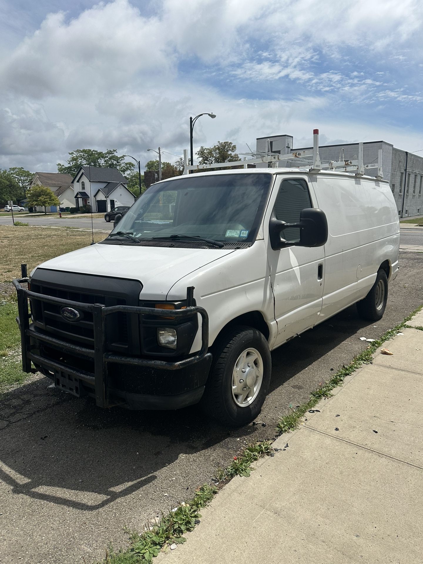 2011 Ford E-250