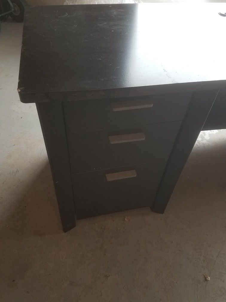 Desk (L shape)