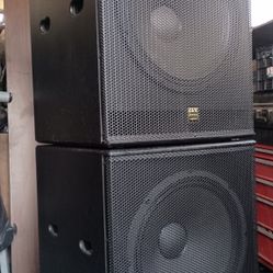 Dj Speaker Powered  Subwoofer 18" inch Works  Great And Sound Amazing, 2000 Thousand Watts, Mucho Bass 