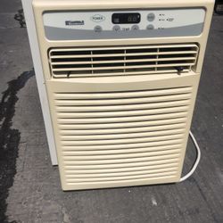 Very Good Condition Kenmore Air Conditioner 