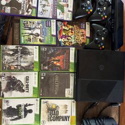 Xbox Console with 3 controllers and Kinect with 10 games