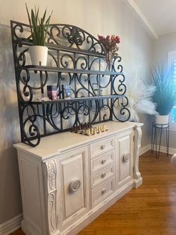 Solid wood buffet cabinet