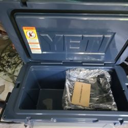 Yeti Cooler 64