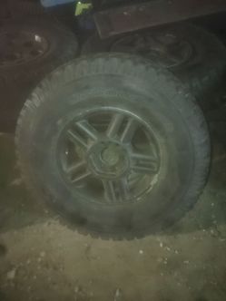 Ford f150 tire 2 tire and rin only new tires