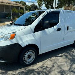 2019 Nissan NV200 SV w/Rear Camera, 1 Owner, 48,270 Miles, Clean Title
