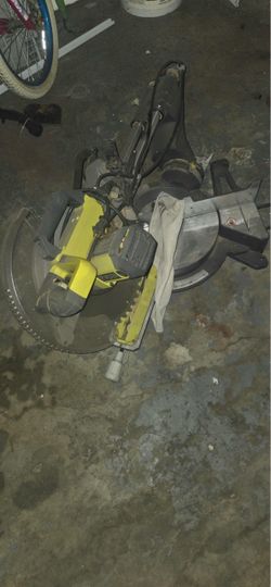 Compound Miter Saw with LED Cutline Indicator