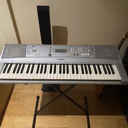 Piano Keyboard 