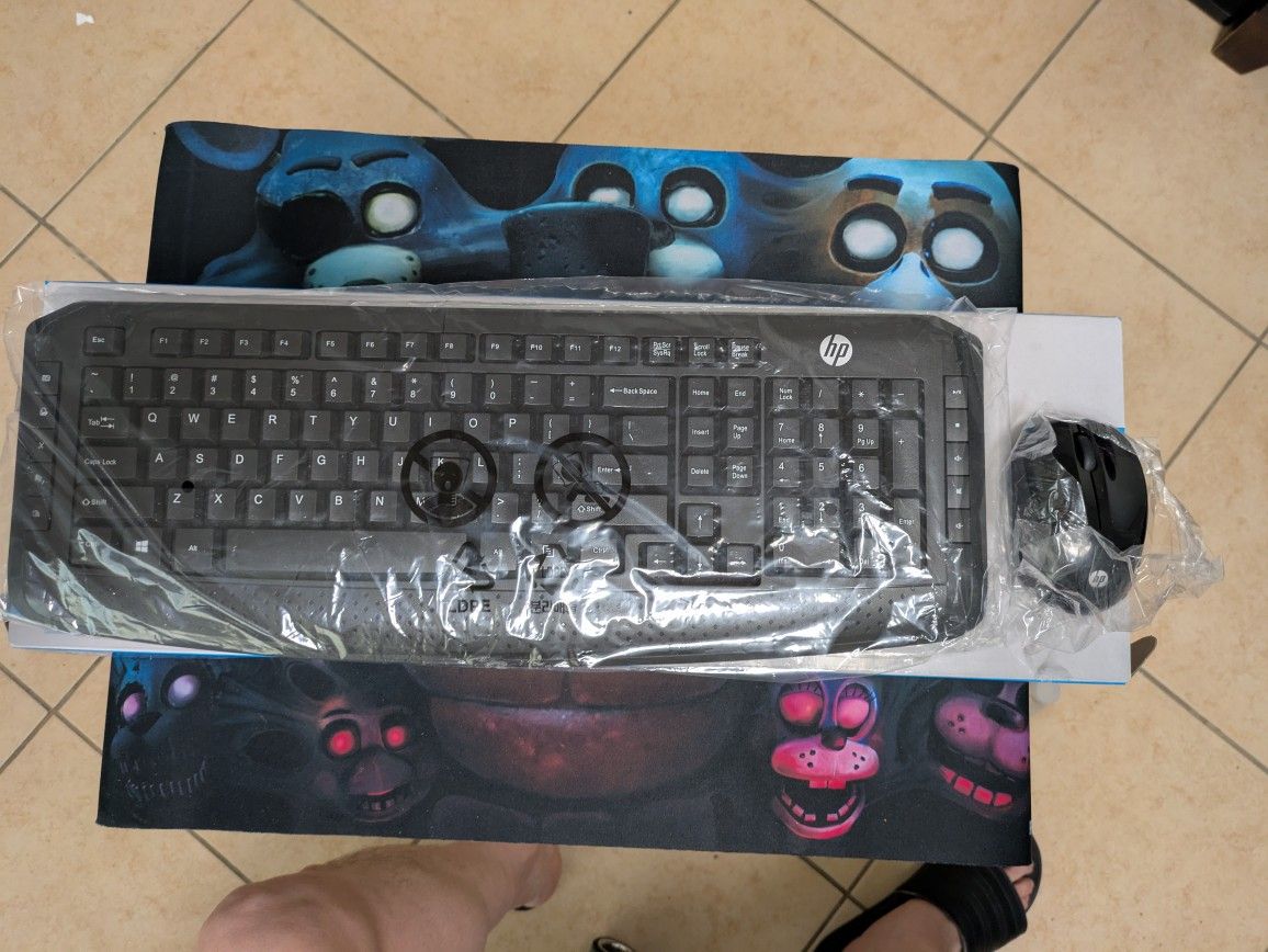HP Wireless Keyboard and Mouse 300 Combo