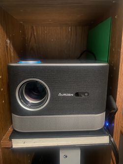 Aurzen Boom 3 projector