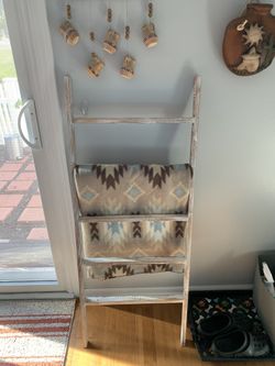 Blanket Display Ladder