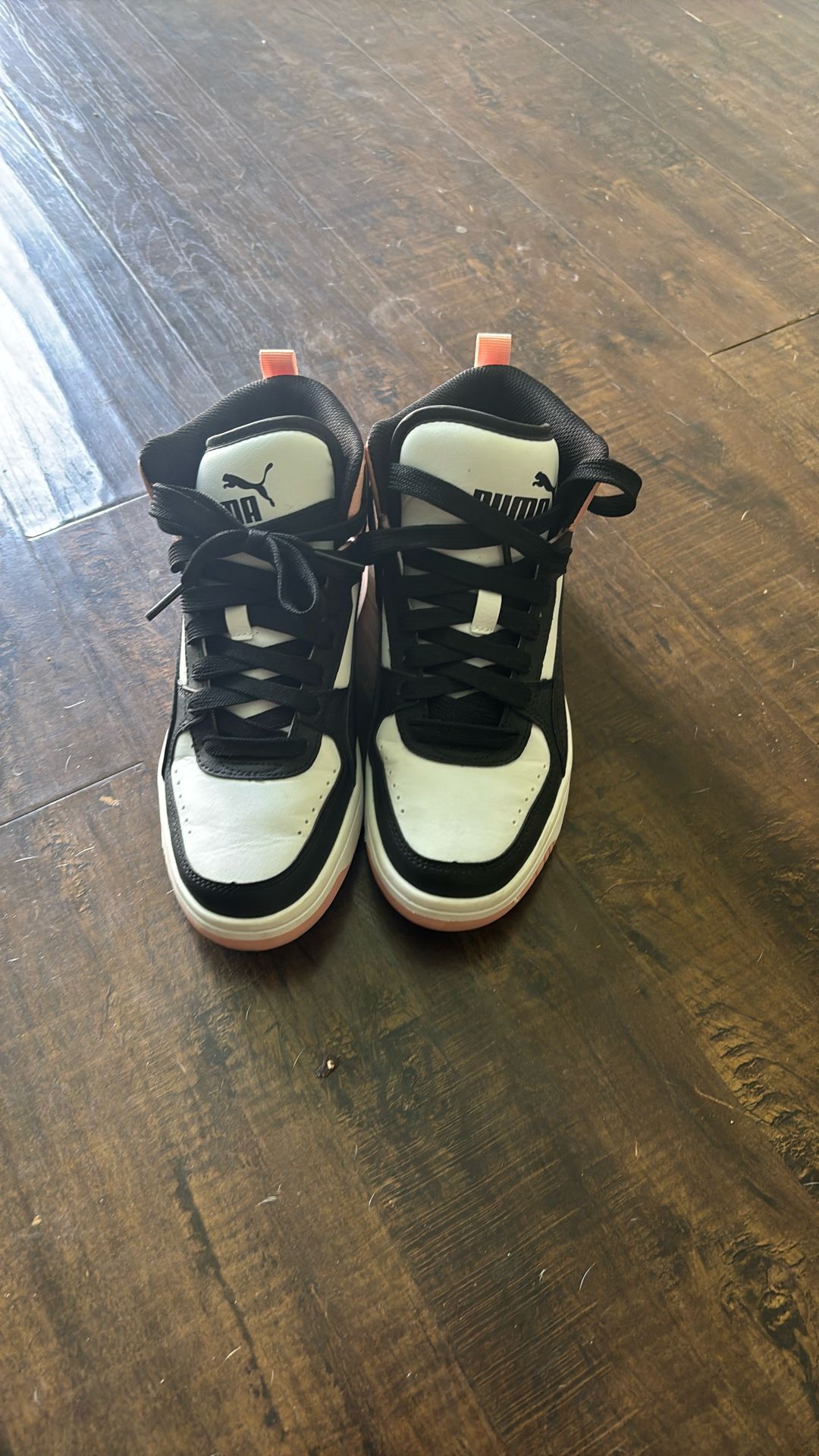 New 6.5 Women’s Puma’s