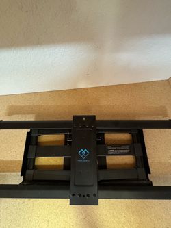 Perlesmith Full Motion TV Wall Mount