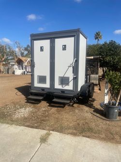 Porta potty