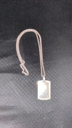 26 in silver chain and pendant (shoot-offer)