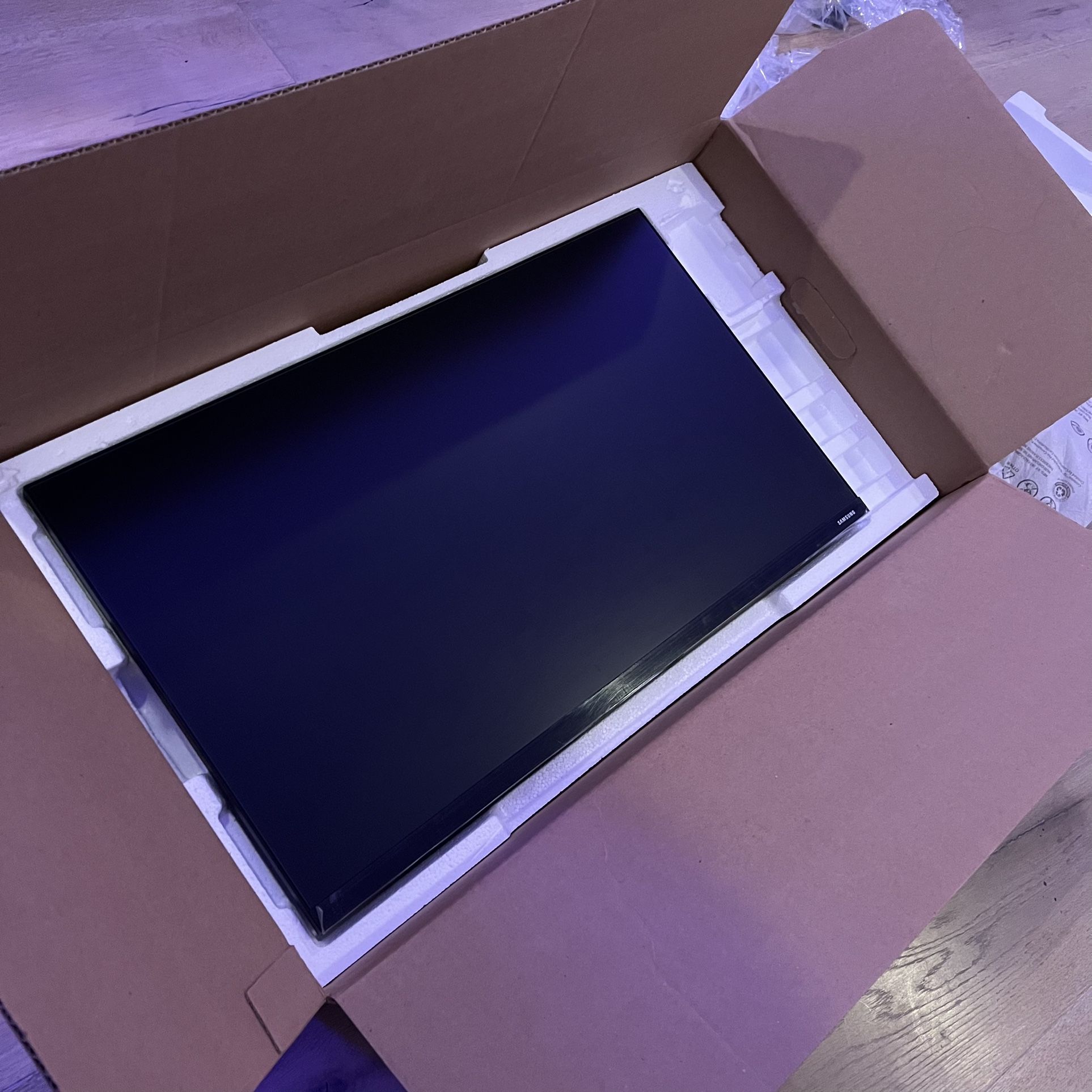 Samsung 27” T35F Monitor – 75Hz IPS, FreeSync, Excellent Condition