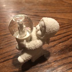 Snowbaby Angel With Snowglobe