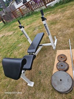 Bench Press With Weights And Barbell